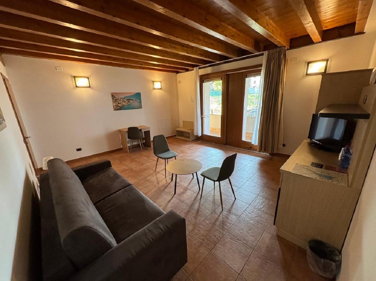 Kairos Garda Hotel Castelnuovo del Garda Ngoại thất bức ảnh